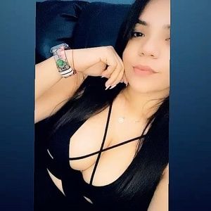 Meet your Posher, Claudia